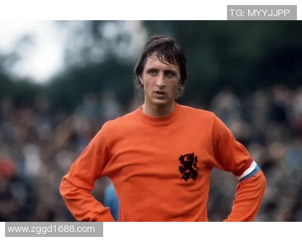 足球明星思朗的职业生涯与成就揭秘及其对足球的影响分析 足球明星思朗的职业生涯与成就揭秘及其对足球的影响分析