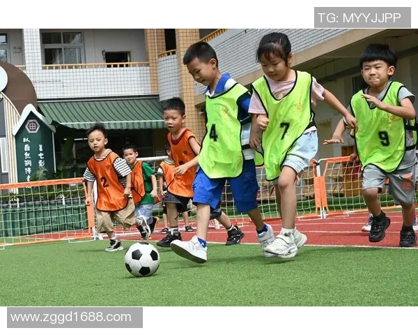 通过独特特征识别足球明星的趣味挑战活动