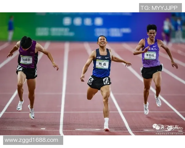 与杨磊畅谈足球生涯中的挑战与成长之路